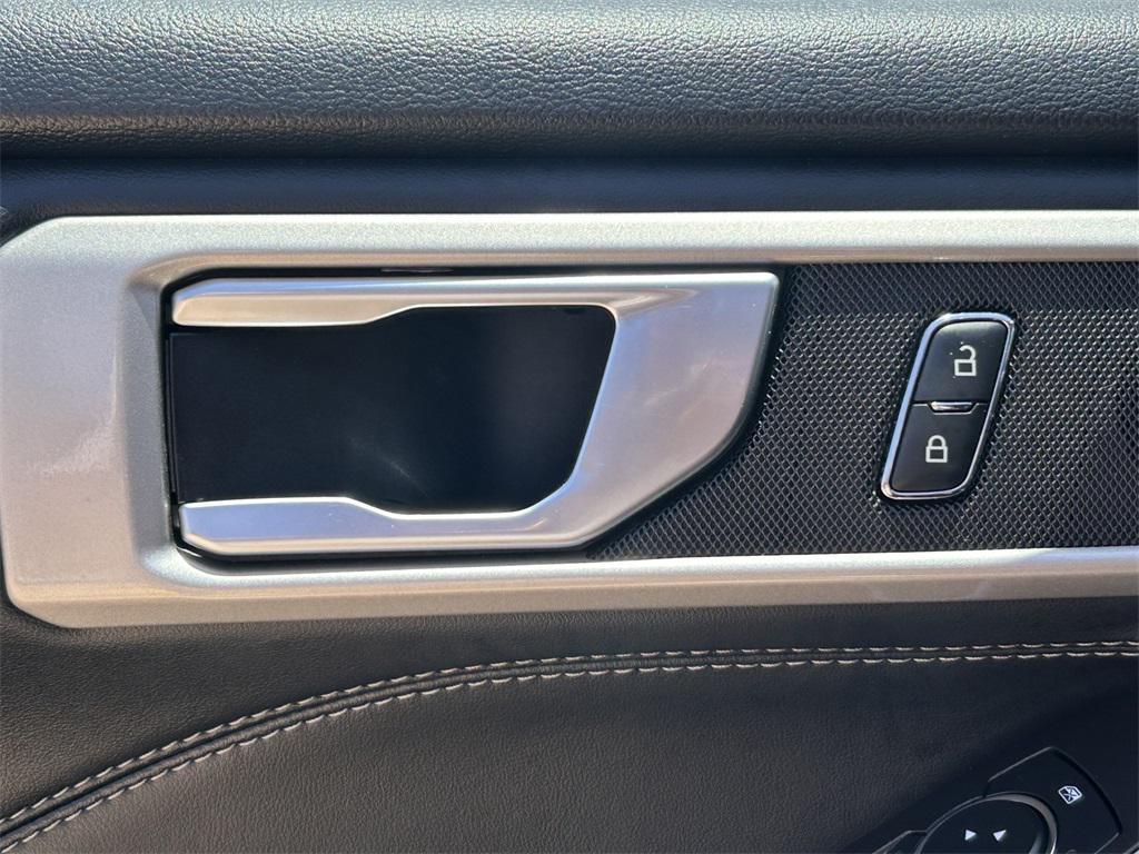 used 2024 Ford Explorer car, priced at $28,822