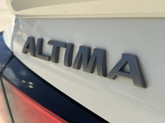 used 2023 Nissan Altima car, priced at $25,221