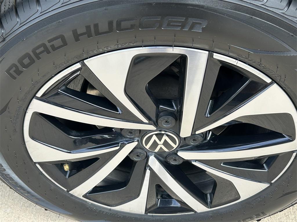 used 2025 Volkswagen Jetta car, priced at $18,991