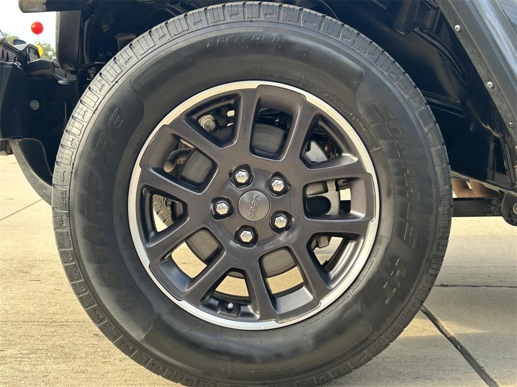 used 2023 Jeep Gladiator car, priced at $31,221