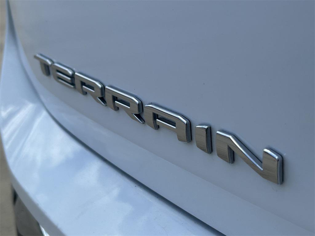 used 2024 GMC Terrain car, priced at $24,294