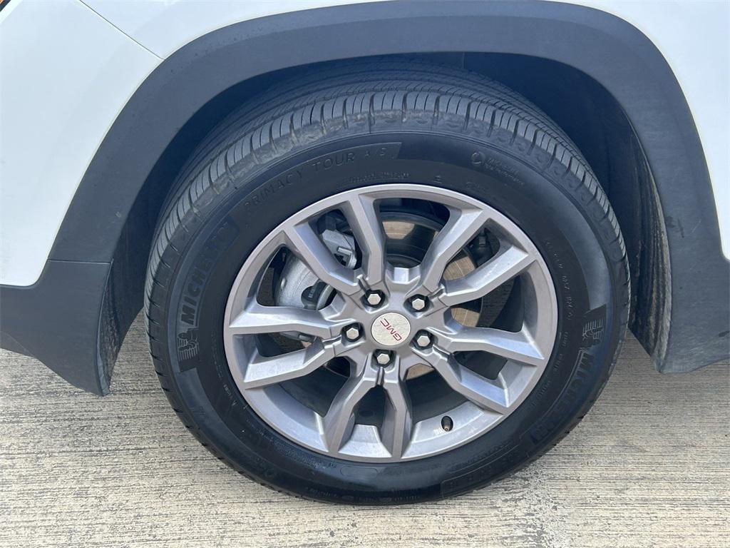 used 2024 GMC Terrain car, priced at $24,294