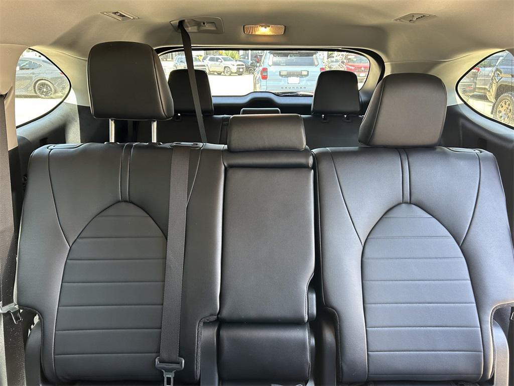 used 2024 Toyota Highlander car, priced at $44,991