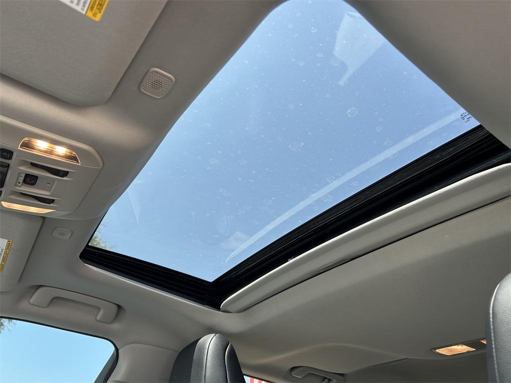 used 2024 Toyota Highlander car, priced at $44,991
