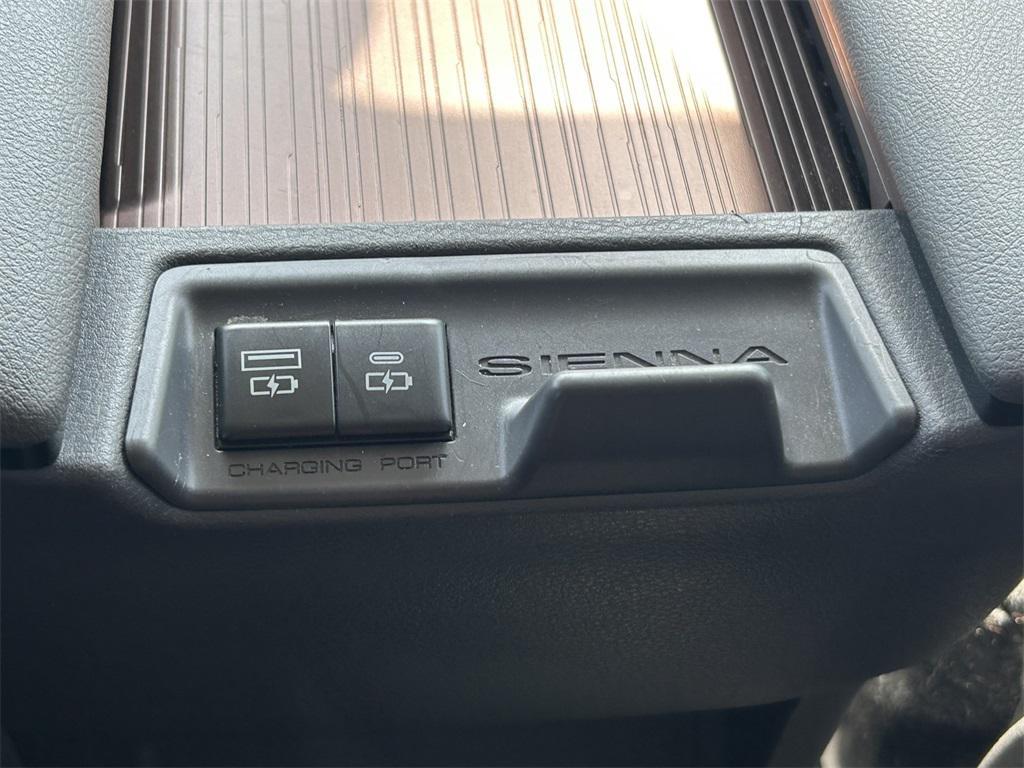 used 2022 Toyota Sienna car, priced at $38,794