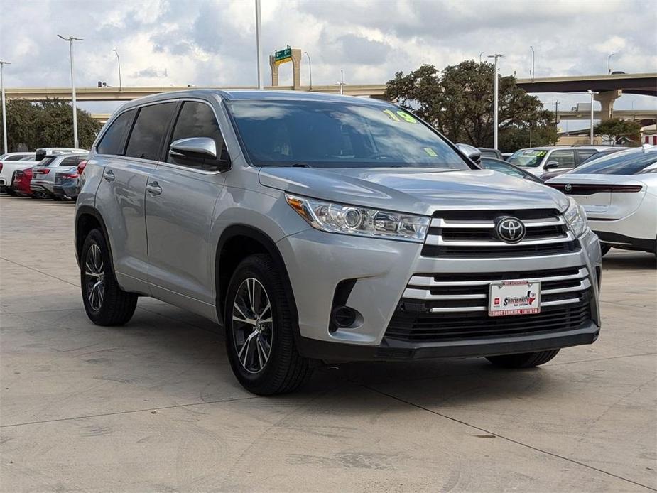 used 2018 Toyota Highlander car, priced at $21,990