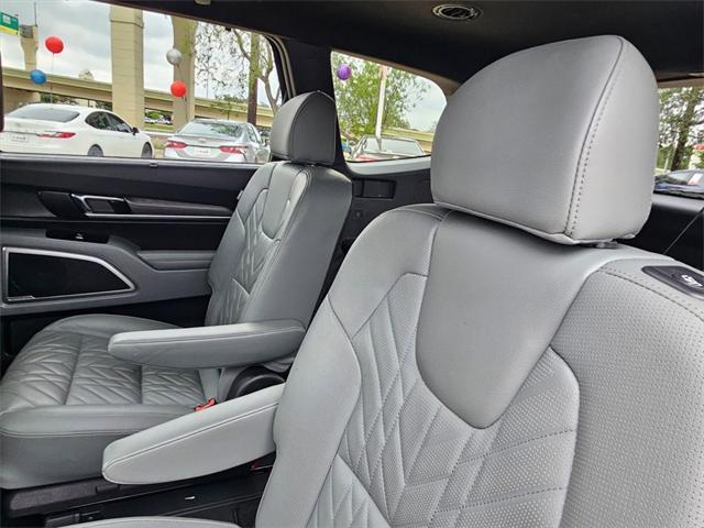 used 2023 Kia Telluride car, priced at $37,444