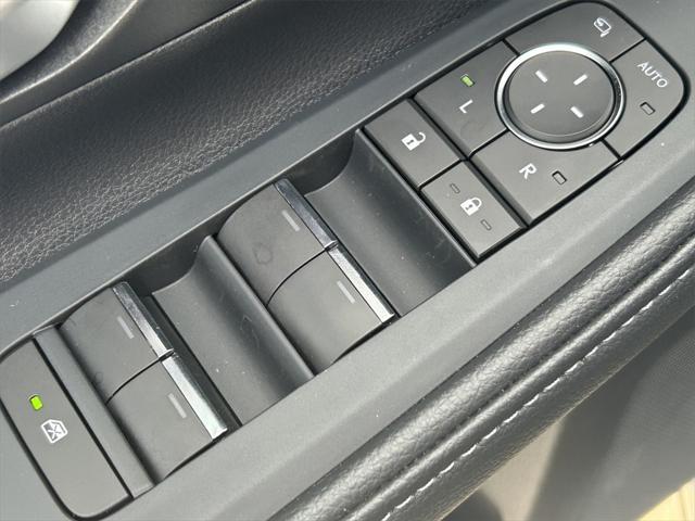 new 2025 Toyota Grand Highlander Hybrid car, priced at $64,252