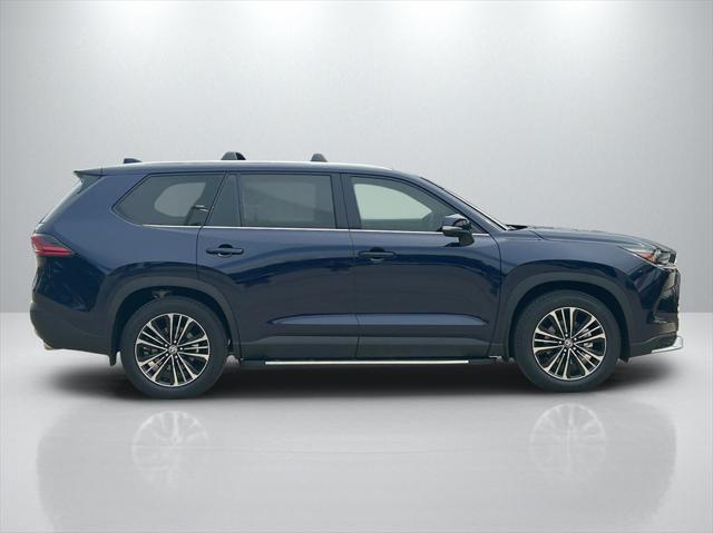 new 2025 Toyota Grand Highlander Hybrid car, priced at $64,252