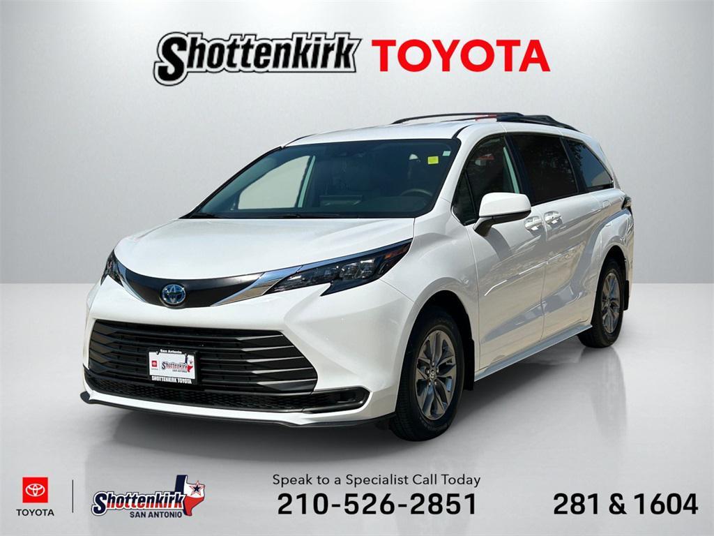 used 2025 Toyota Sienna car, priced at $49,991