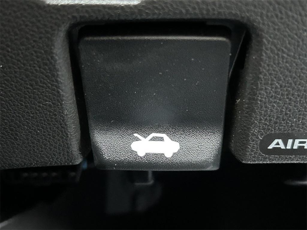 used 2022 Buick Encore GX car, priced at $19,722