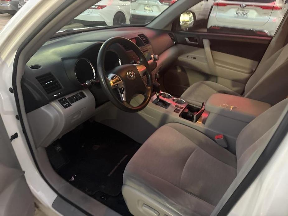 used 2012 Toyota Highlander car, priced at $11,999