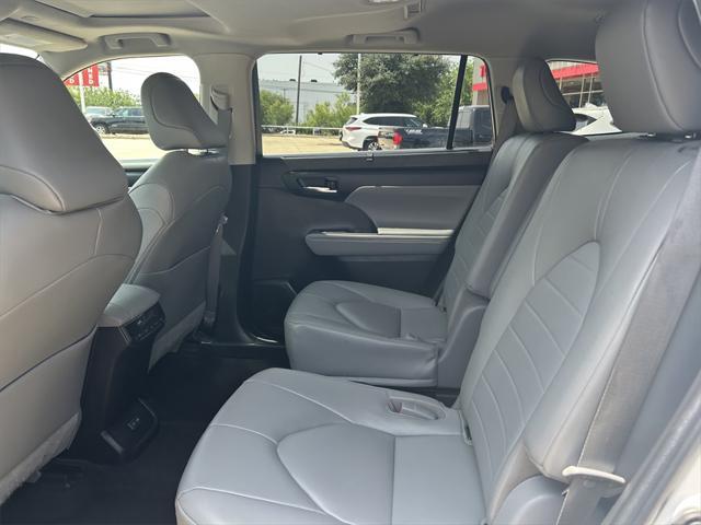 used 2023 Toyota Highlander car, priced at $35,272
