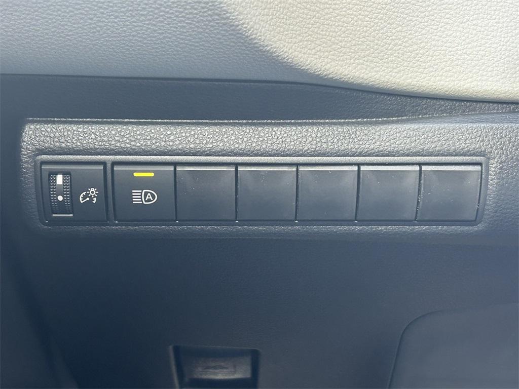 used 2025 Toyota Corolla car, priced at $23,004