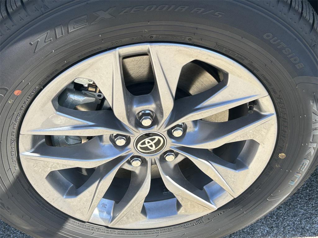 new 2025 Toyota Sienna car, priced at $45,149