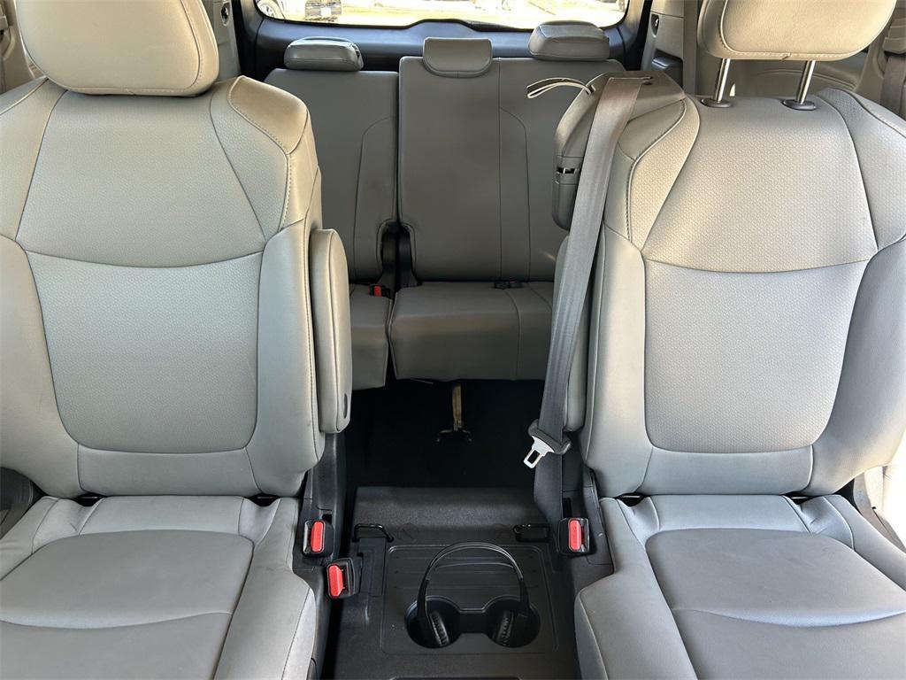 used 2022 Toyota Sienna car, priced at $37,891
