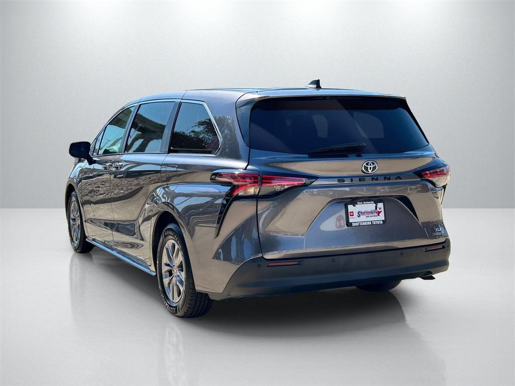 used 2022 Toyota Sienna car, priced at $37,891