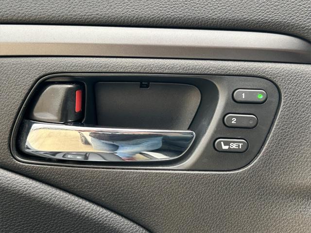 used 2022 Honda Pilot car, priced at $33,891