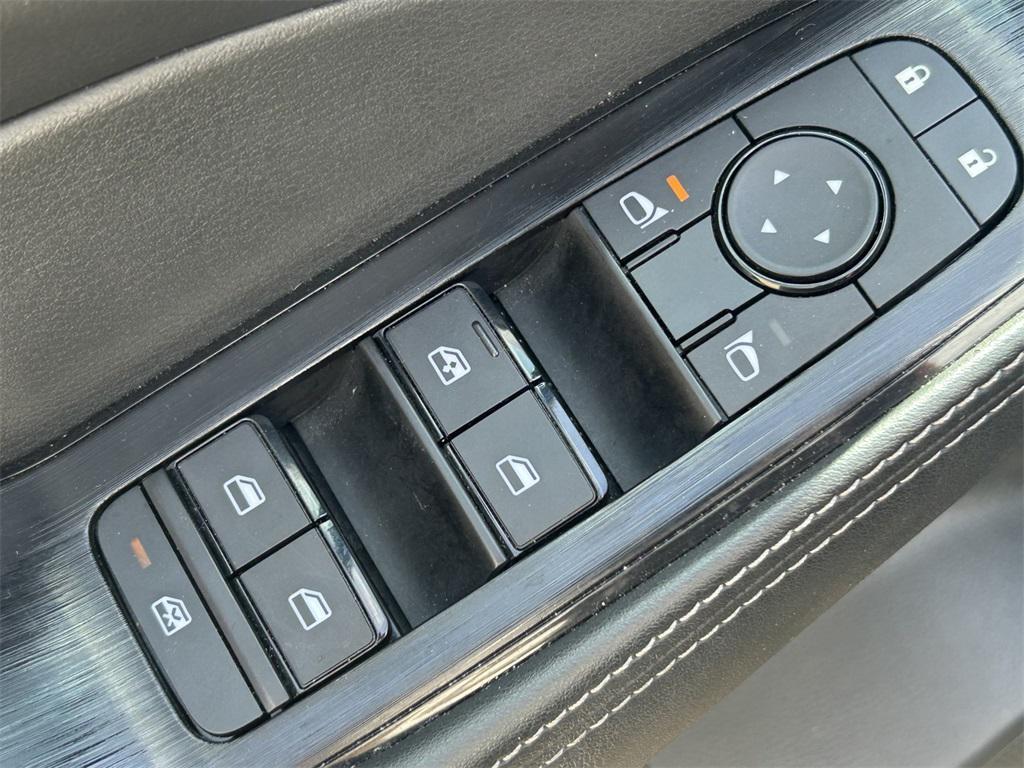 used 2024 Nissan Rogue car, priced at $22,422