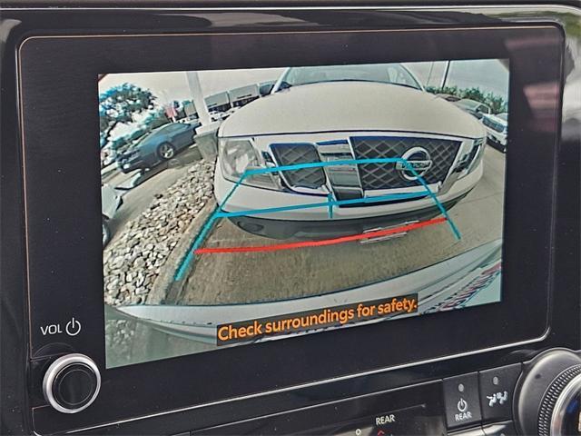 used 2024 Toyota Highlander car, priced at $40,003