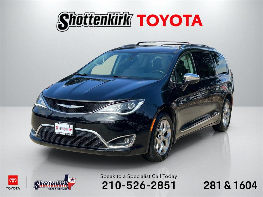 used 2018 Chrysler Pacifica car, priced at $15,441