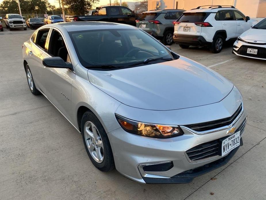 used 2018 Chevrolet Malibu car, priced at $15,990