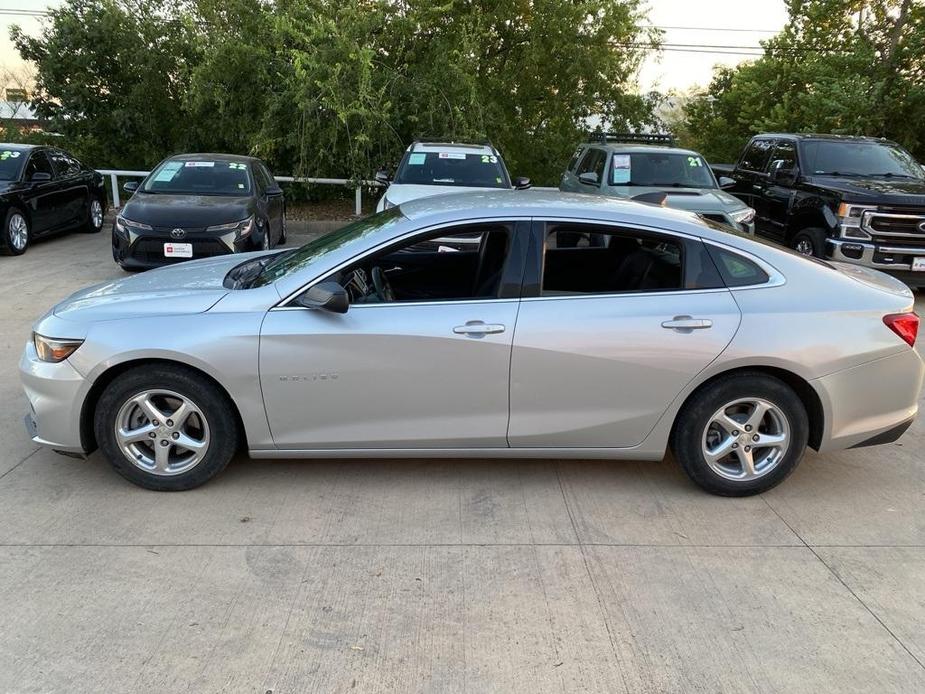 used 2018 Chevrolet Malibu car, priced at $15,990