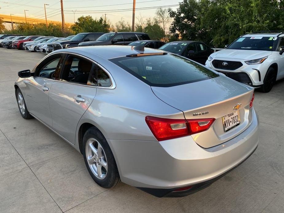 used 2018 Chevrolet Malibu car, priced at $15,990