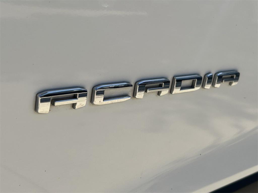 used 2023 GMC Acadia car, priced at $27,642