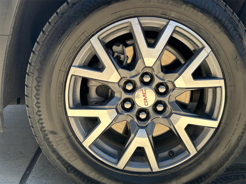used 2023 GMC Acadia car, priced at $27,642
