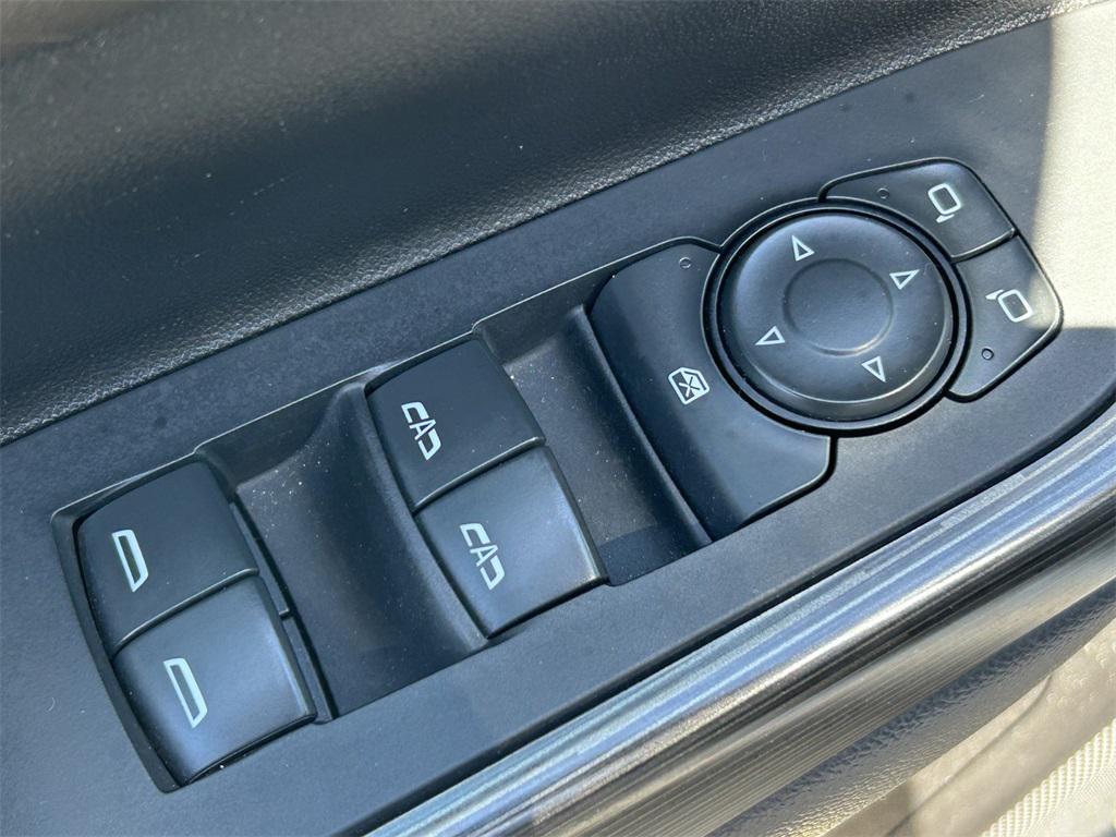 used 2023 GMC Acadia car, priced at $27,642