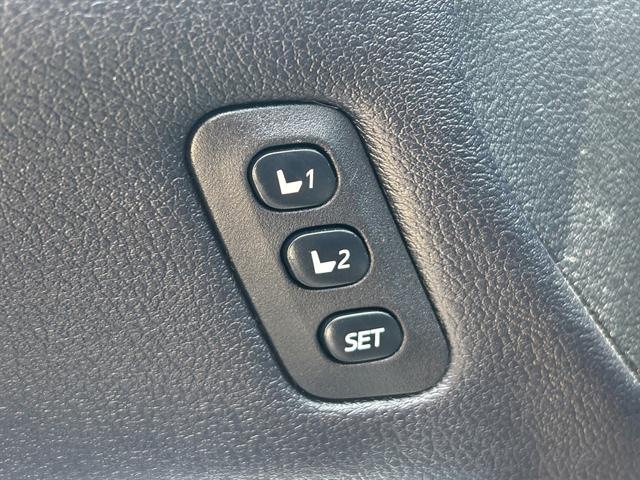 used 2016 Toyota Avalon Hybrid car, priced at $18,495