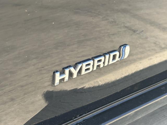 used 2016 Toyota Avalon Hybrid car, priced at $18,495
