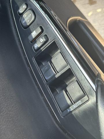 used 2016 Toyota Avalon Hybrid car, priced at $18,495