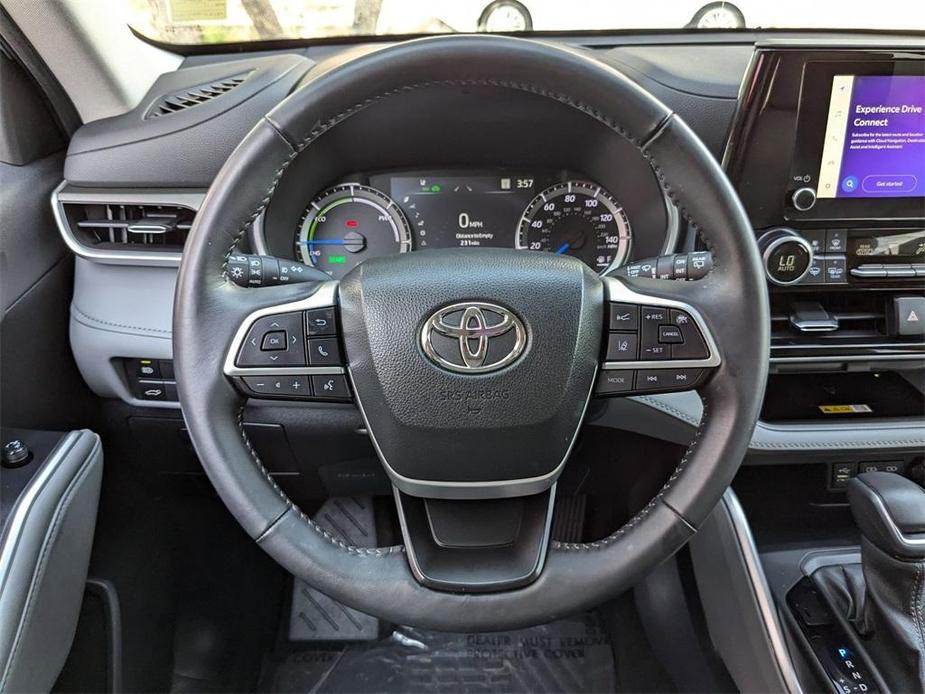 used 2023 Toyota Highlander Hybrid car, priced at $43,494