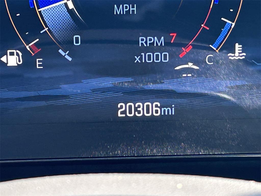 used 2025 Chevrolet Equinox car, priced at $24,841