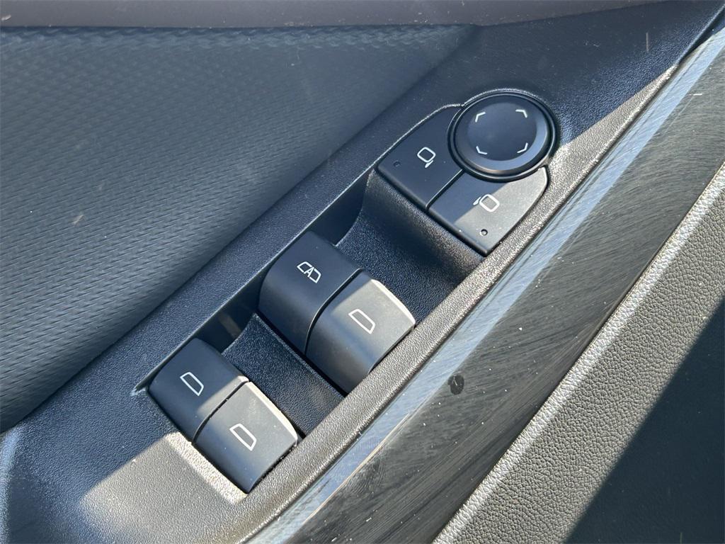 used 2025 Chevrolet Equinox car, priced at $24,841