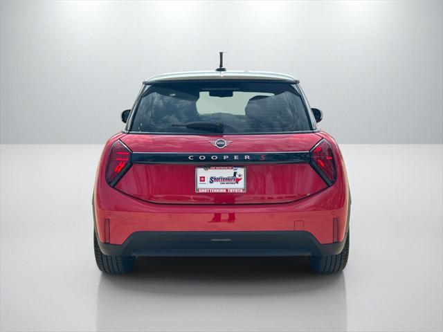 used 2025 MINI Hardtop car, priced at $33,591