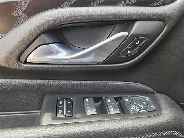used 2023 GMC Yukon XL car, priced at $57,673