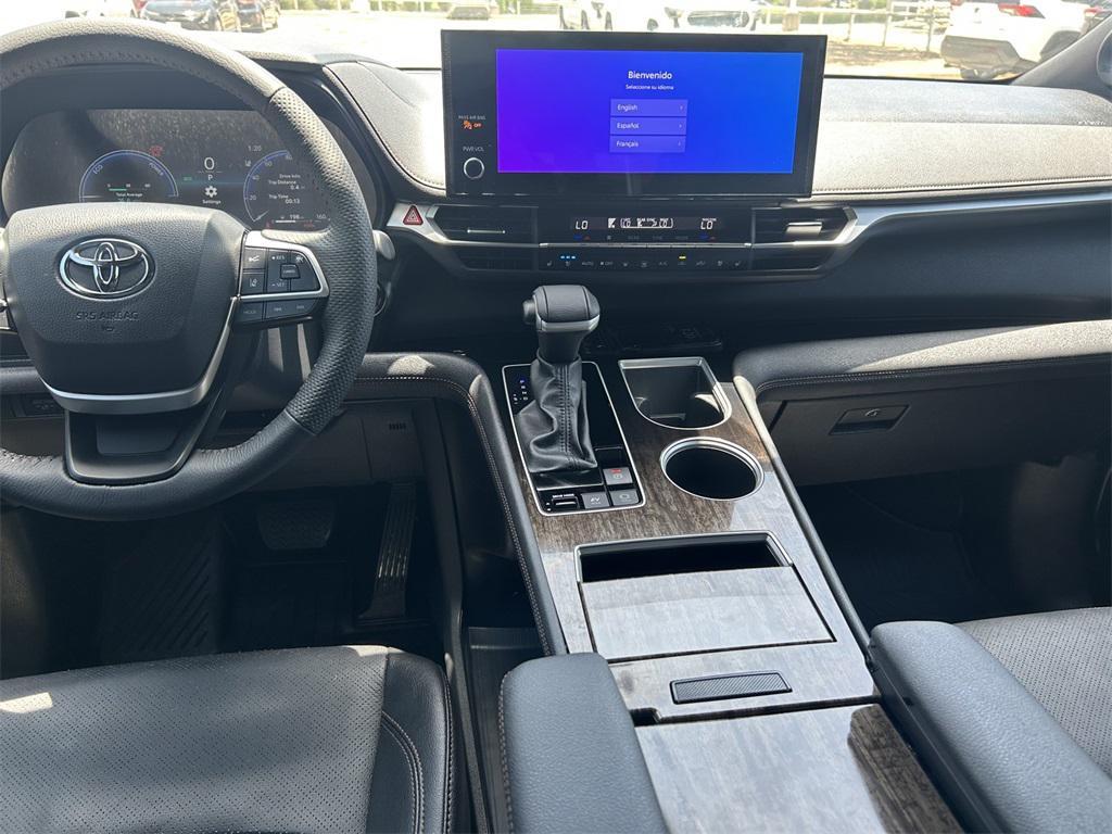 used 2025 Toyota Sienna car, priced at $60,733