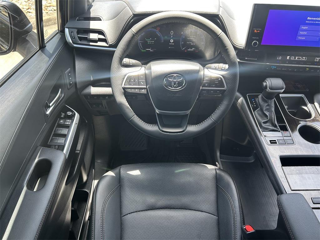 used 2025 Toyota Sienna car, priced at $60,733
