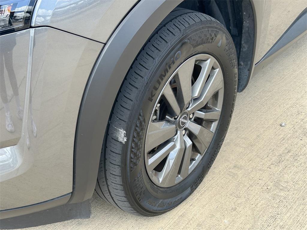 used 2024 Nissan Pathfinder car, priced at $27,344