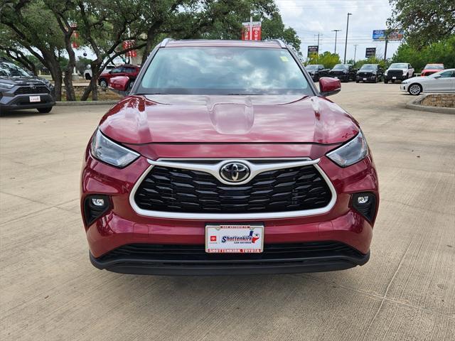 used 2023 Toyota Highlander car, priced at $36,680