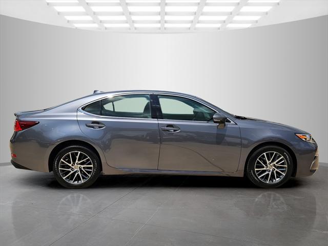 used 2017 Lexus ES 350 car, priced at $20,692