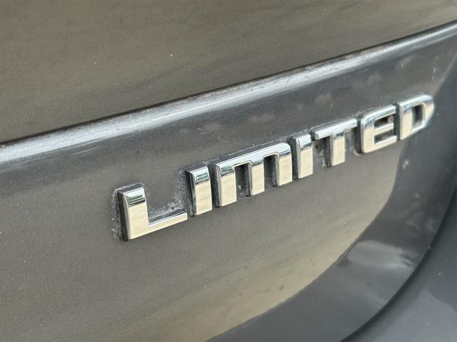 used 2023 Jeep Grand Cherokee L car, priced at $30,891