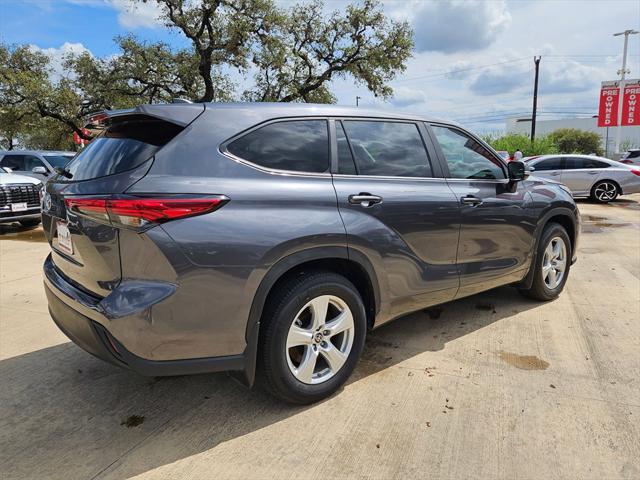 used 2023 Toyota Highlander car, priced at $35,313