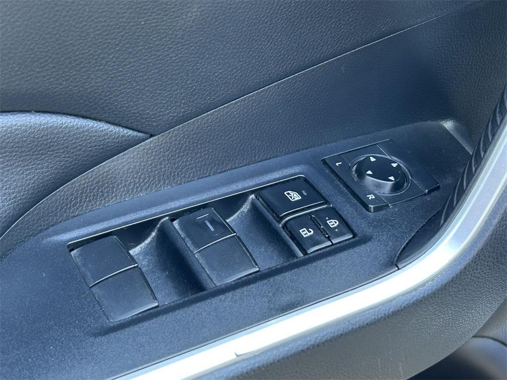 used 2022 Toyota RAV4 car, priced at $24,991