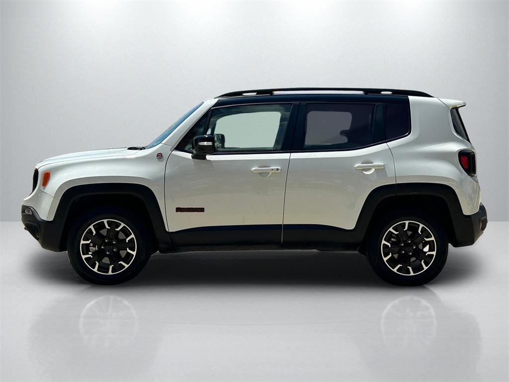 used 2023 Jeep Renegade car, priced at $21,131