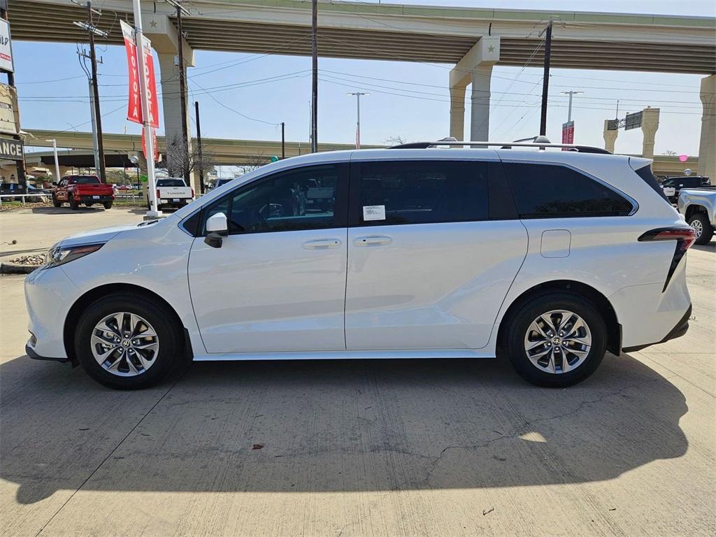 new 2025 Toyota Sienna car, priced at $42,146