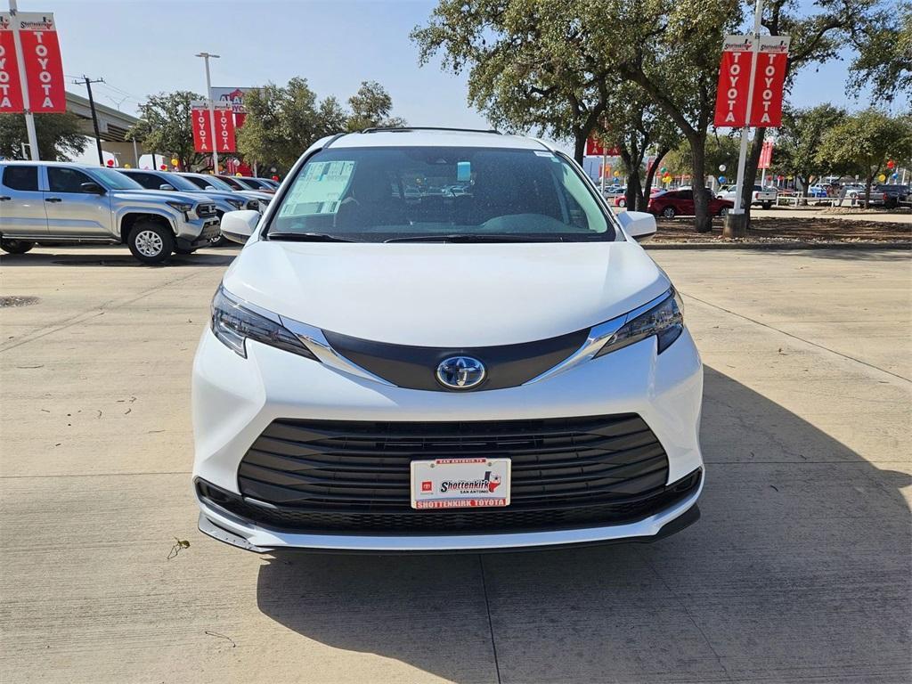 new 2025 Toyota Sienna car, priced at $42,146